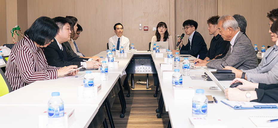 NMU welcomed the delegation from the Kyushu Bureau of Economy